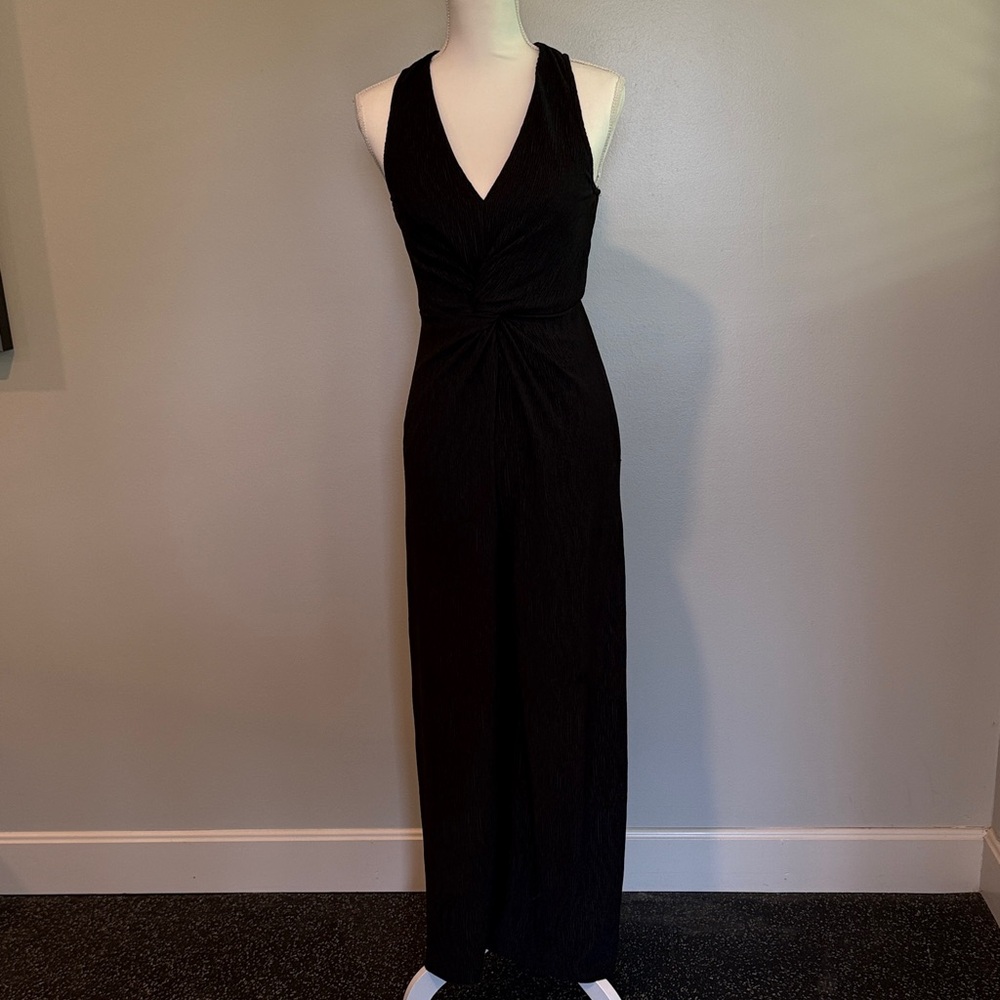 Chic Black Sleeveless Jumpsuit